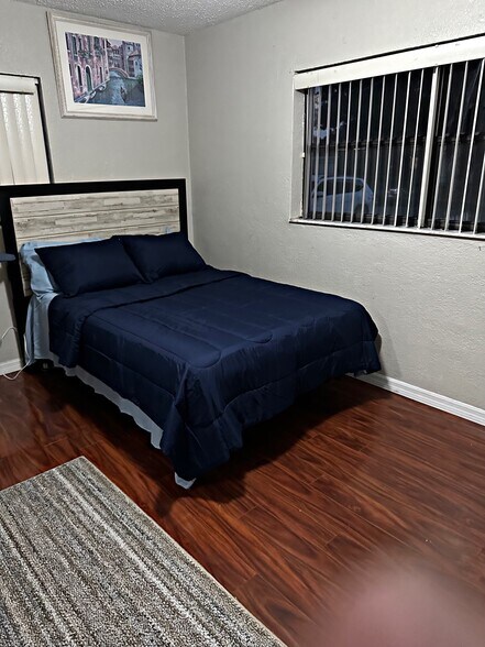 Building Photo - 5107 Cochita Dr