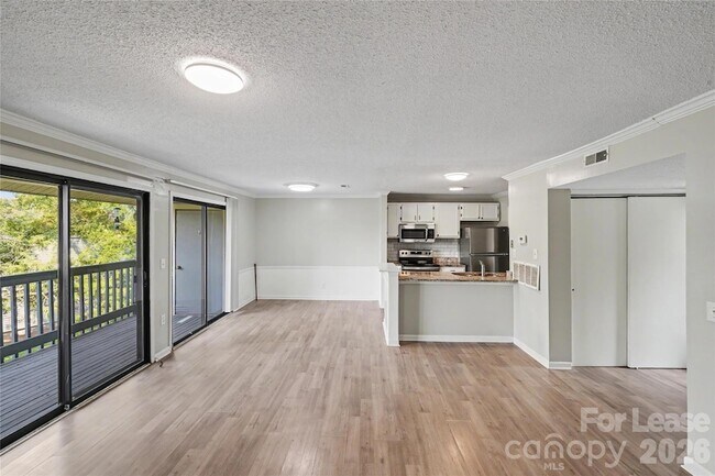 Building Photo - 10971 Harrowfield Rd