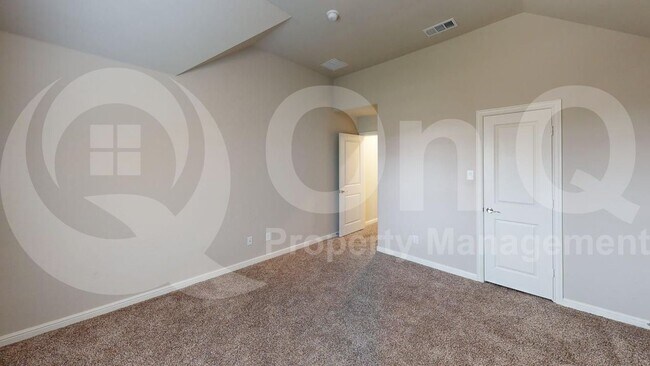 Building Photo - 11640 Gatesville Dr