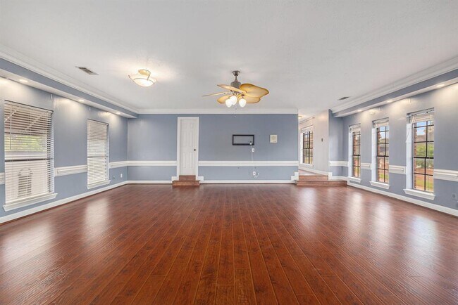 Building Photo - 7415 Naremore Dr