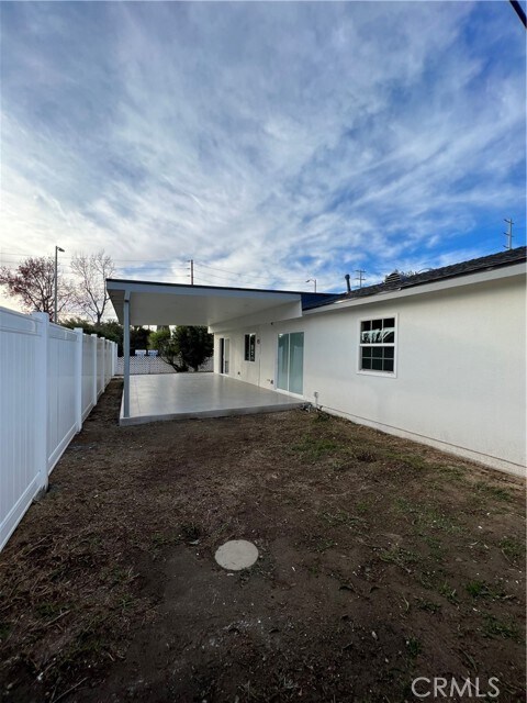 Building Photo - 16152 Rinaldi St