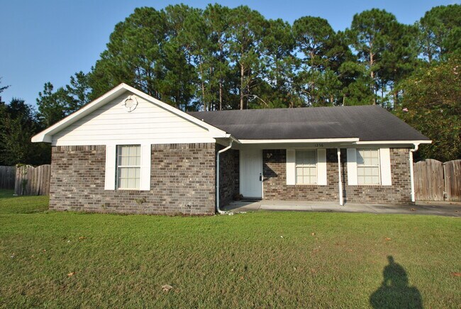 Primary Photo - 1256 Chinook Way