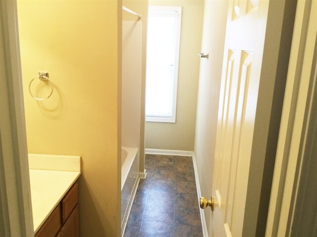 Building Photo - 570 Swan Creek Court