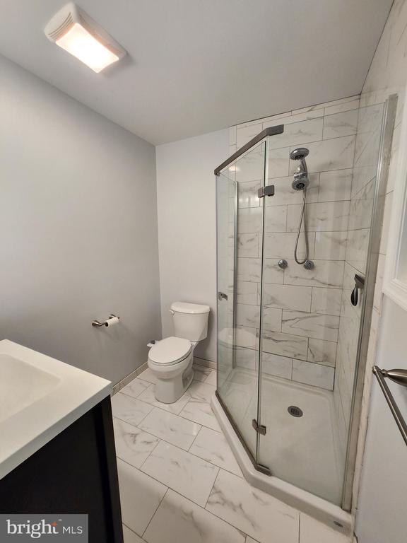 Building Photo - 2622 Boxwood Dr