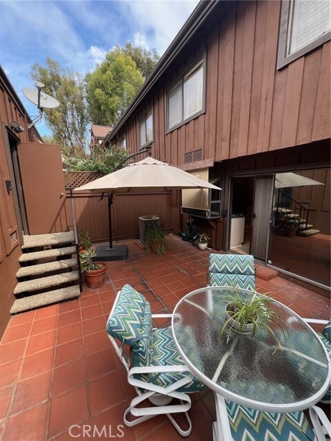 Building Photo - 1547 Dalmatia Dr