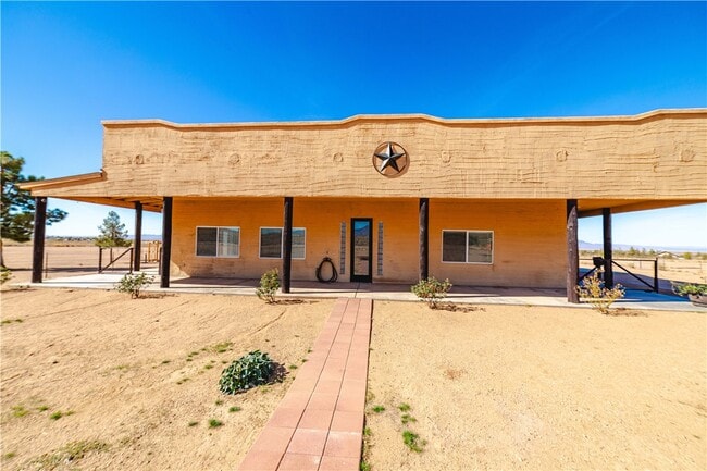 Building Photo - 10563 N Garrett Dr
