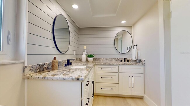 Building Photo - 6380 3rd Palm Point