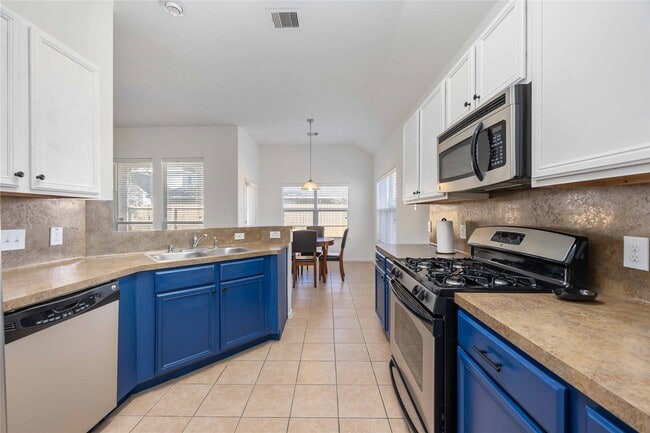 Building Photo - 11718 Fortune Park Dr