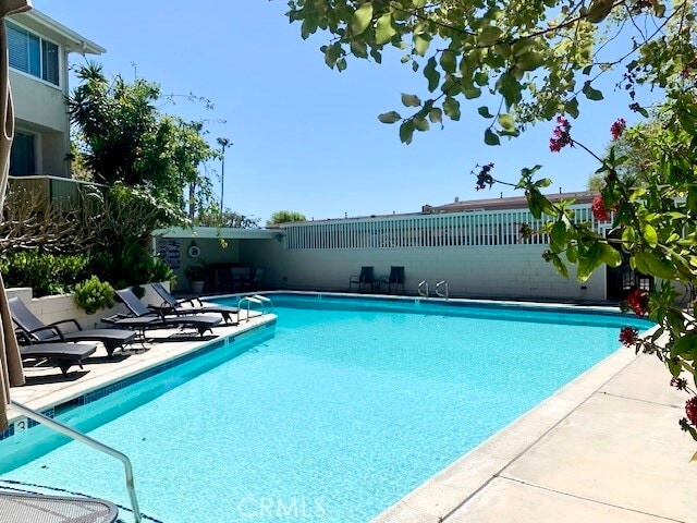 Building Photo - 462 Seaward Rd