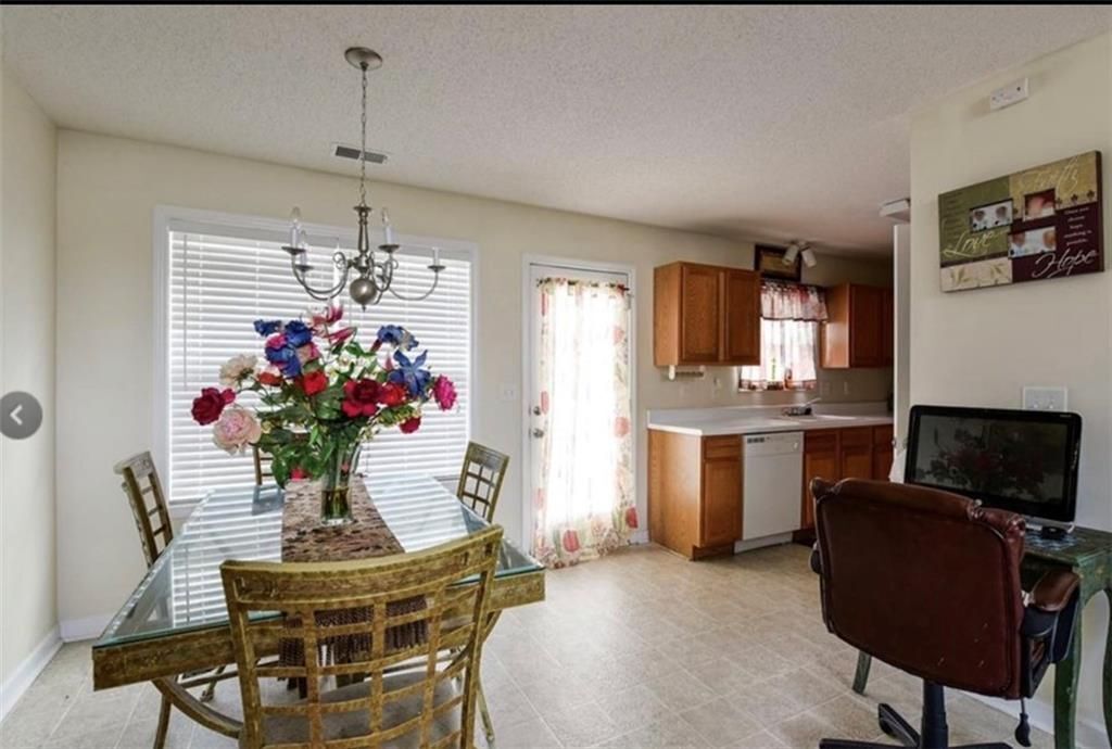 Building Photo - 324 Greystone Pkwy