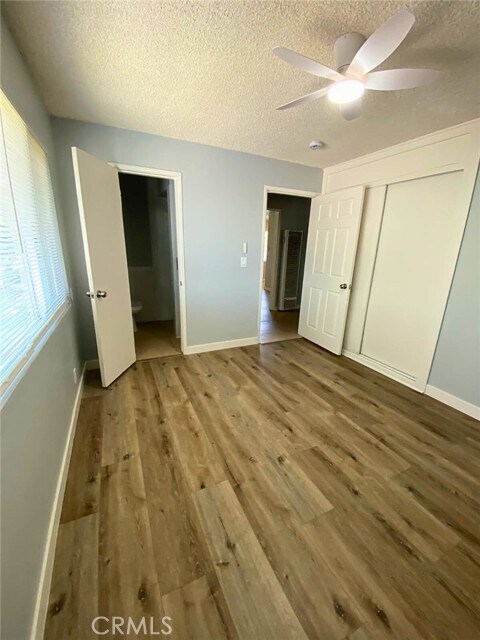 Building Photo - 811 Orchid Ct