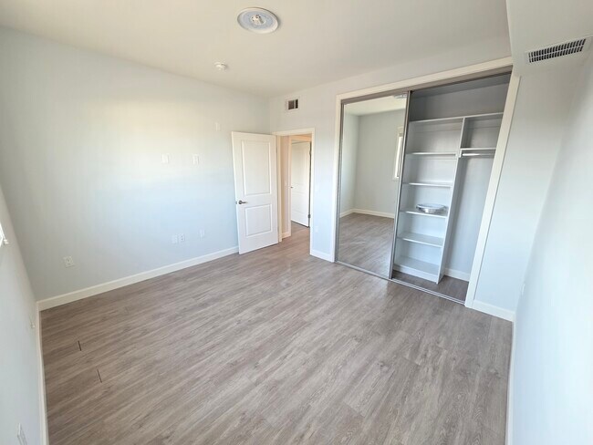 Building Photo - Louise Villas at Northridge, LLC