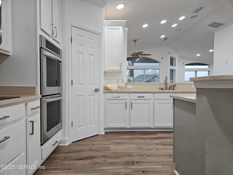 Building Photo - 1440 Atlantic Breeze Way