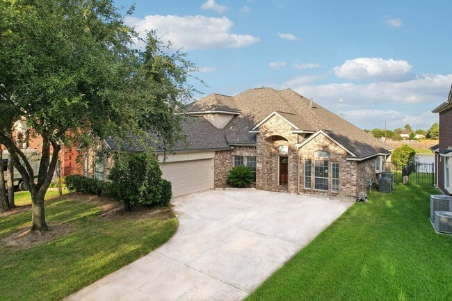 Primary Photo - 10206 Pine Flats Dr