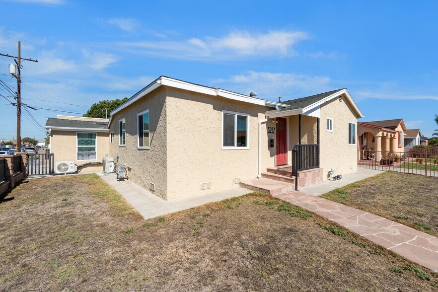 Building Photo - 13312 Lemoli Ave