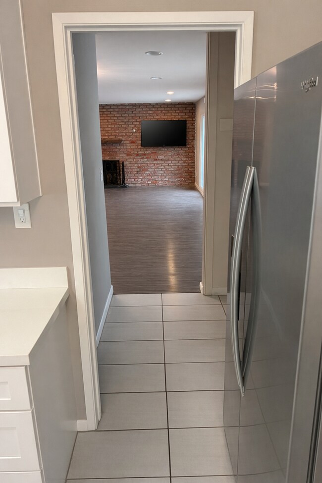 Building Photo - Harwell Drive