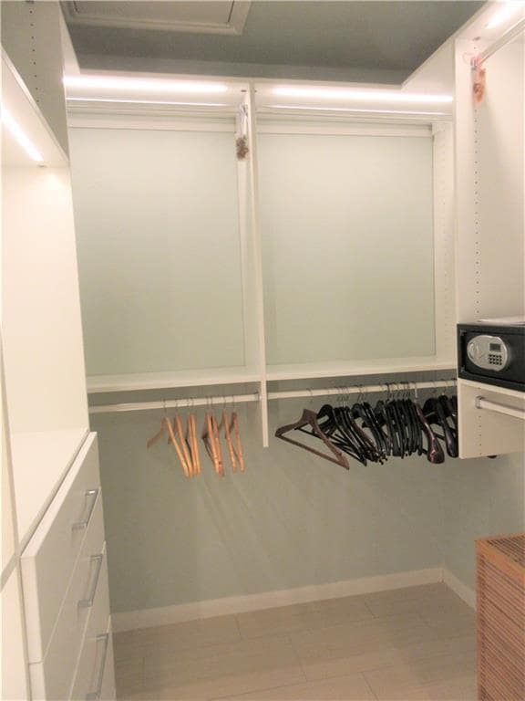 Building Photo - 1702 Newning Ave