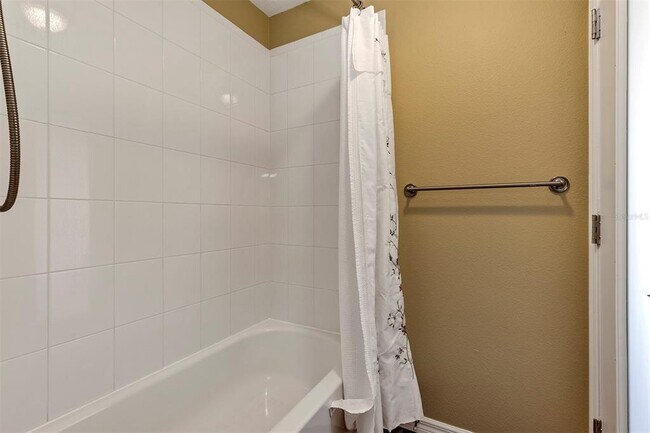 Building Photo - 829 Bainbridge Loop