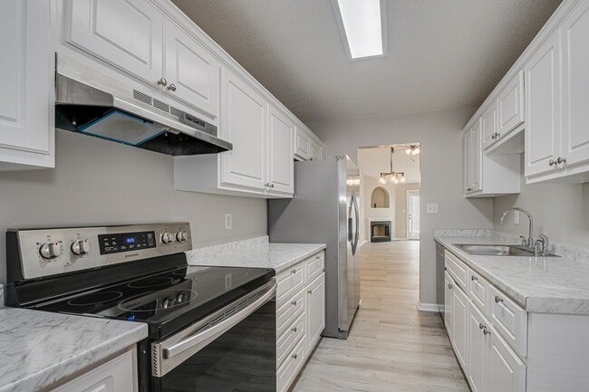 Building Photo - 4028 Calypso Dr