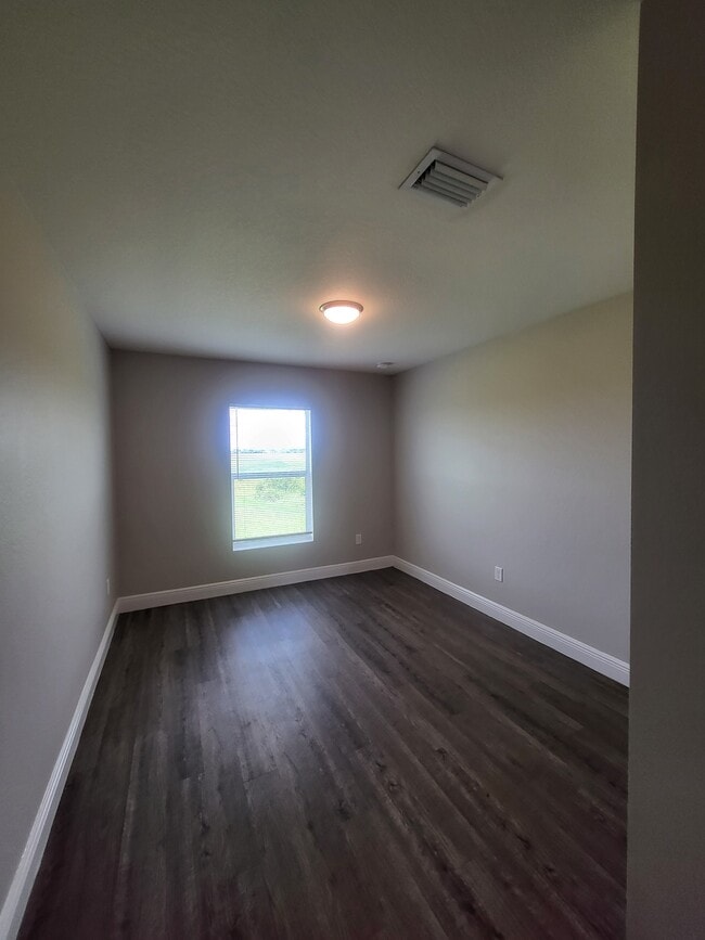 Building Photo - 8309 Lena Ct
