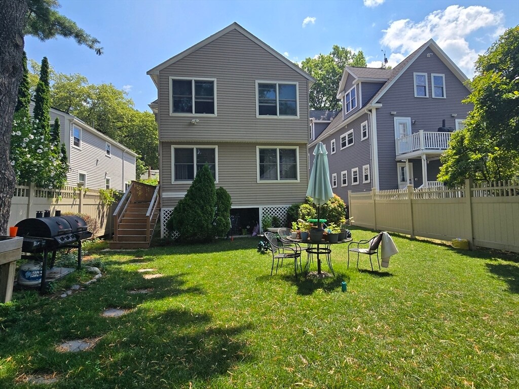 Building Photo - 71 Griswold St