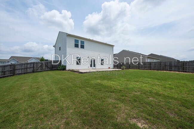 Building Photo - 126 Verona Dr NW