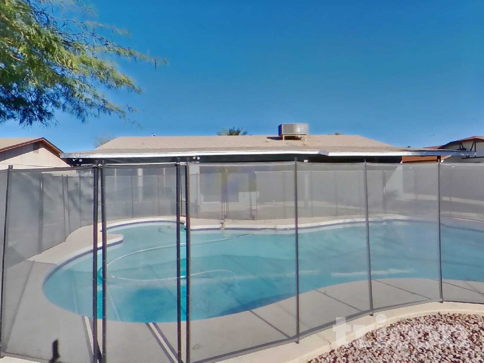 Building Photo - 10717 West Campbell Ave