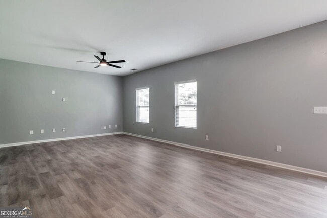 Building Photo - 4098 Clay Ct SE