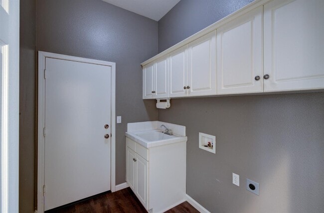 Building Photo - 4611 W Rio Bravo Dr
