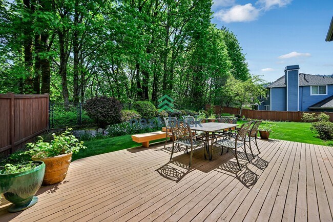 Building Photo - Beautiful Bellevue Single Family Home with 4 Beds + Bonus Room+ Den For Rent
