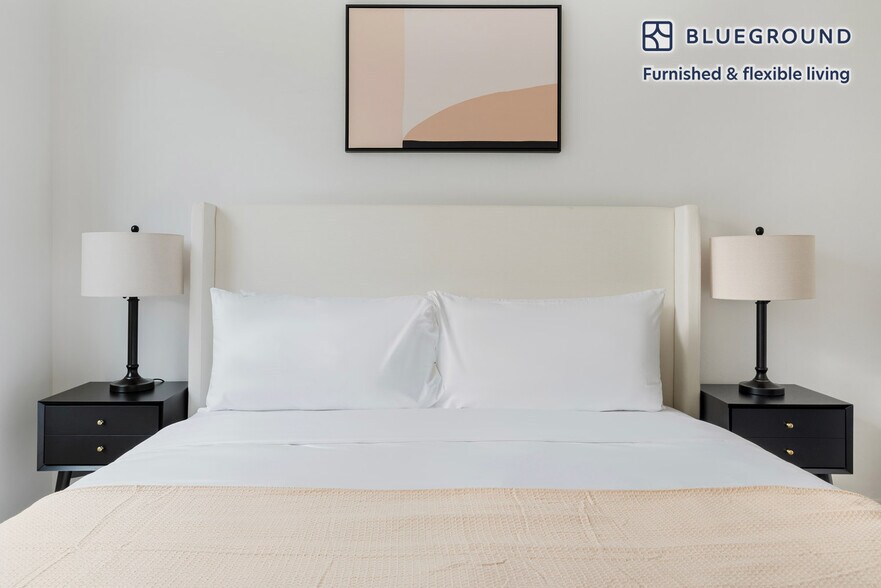 Building Photo - 3301 Innovation Wy