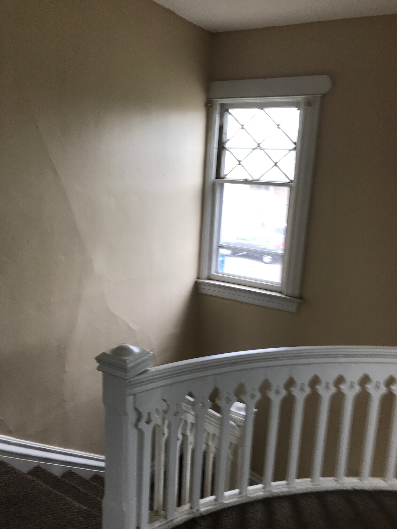 Building Photo - 114 W Taber St