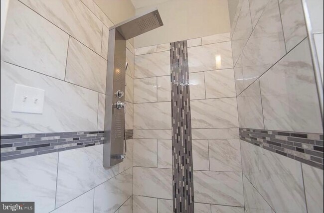 Building Photo - 3040 W Berks St