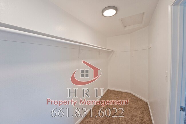 Building Photo - SW-Bakersfield  features 4 bed 2 bath with solar panels