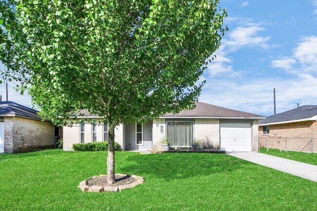 Building Photo - 12610 Chiswick Rd