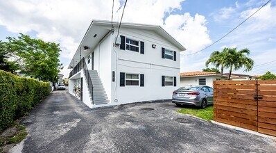 Building Photo - 3181 SW 18th St