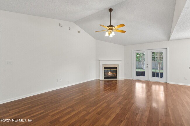Building Photo - 616 Fallen Timbers Dr