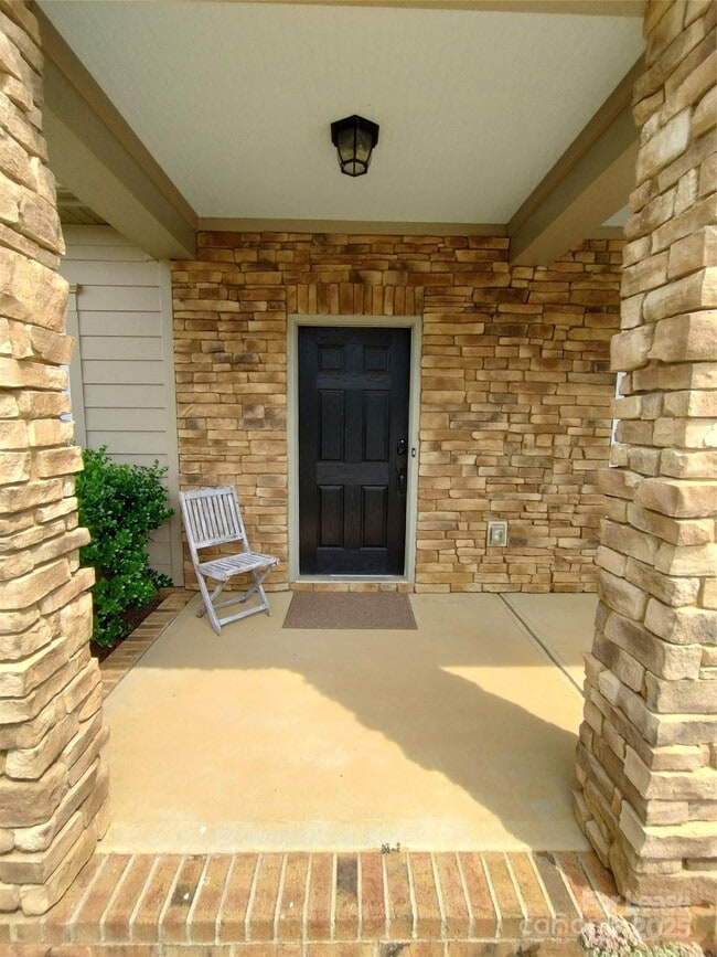 Building Photo - 105 E Neel Ranch Rd