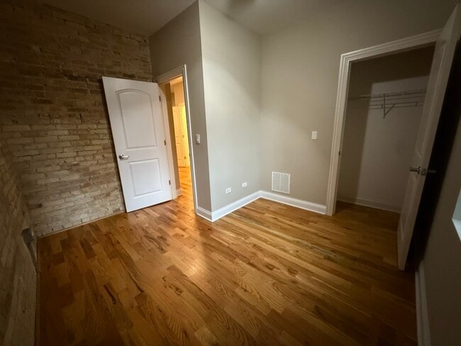 Building Photo - 2709 N Washtenaw Ave