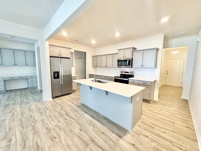 Building Photo - 3 Bedroom paired home with loft and 2 car garage minutes from shopping,  I-40 and I-77 _SPRING SP...