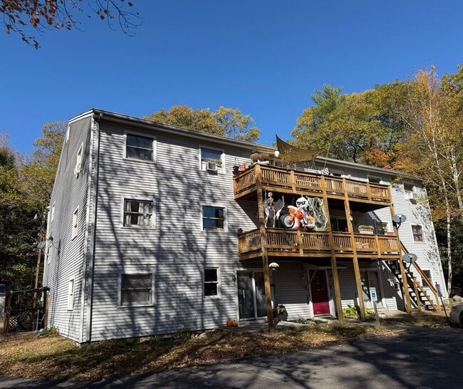 Building Photo - 1088 Dover, 203