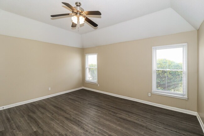 Building Photo - 8400 Timber Creek Dr