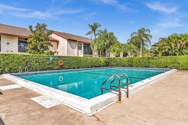 Building Photo - 22017 Palms Way