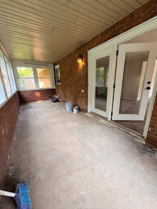 Building Photo - Spacious 3-Bedroom Ranch Home in Thomasville