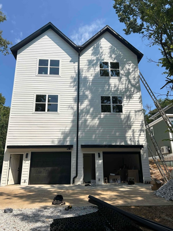 Building Photo - 306 S W Ave