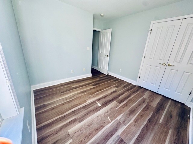 Building Photo - 50 Grove End Rd