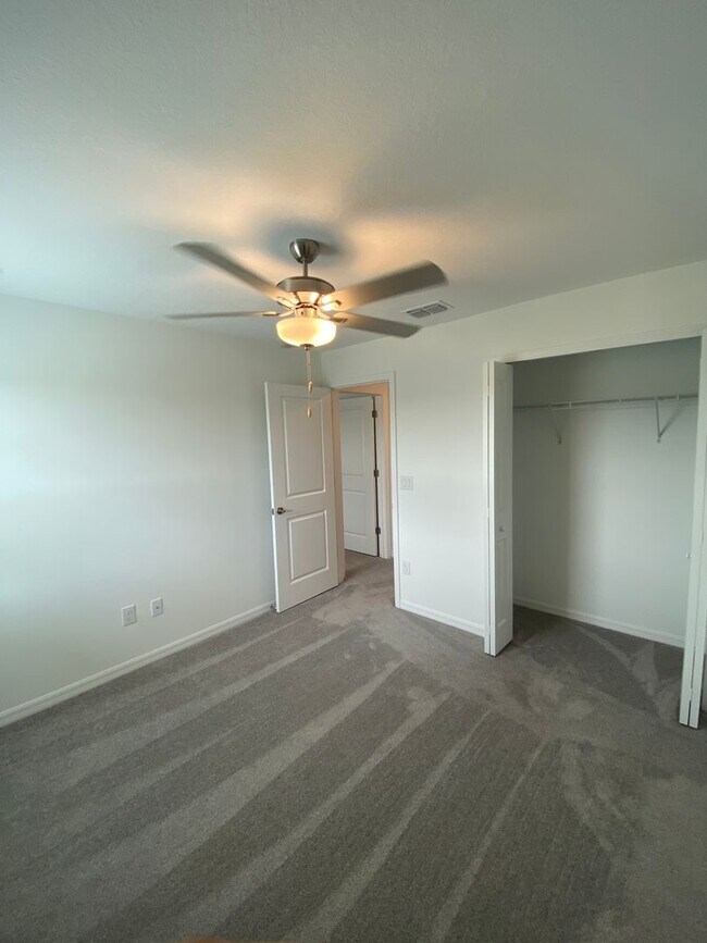 Building Photo - 9695 Ashworth Pl
