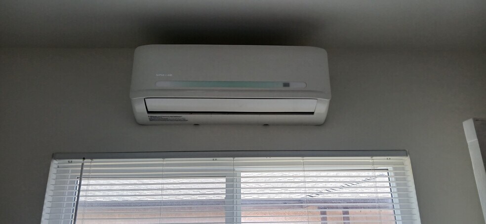 Minisplit Heat and Air - 1728 N Hollywood Way