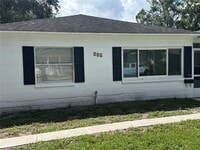 Building Photo - 904 Golfview St