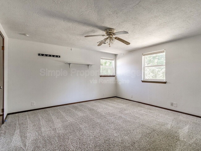 Building Photo - 1625 Homeland Ave